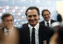 Cesare Prandelli al sorteggio dei gironi